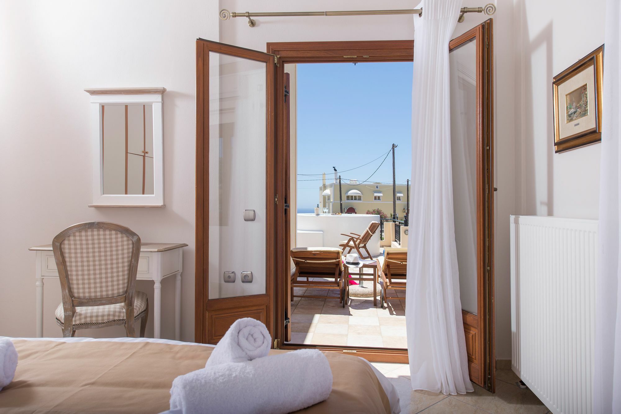 Vineyard Exclusive Suites Akrotírion エクステリア 写真