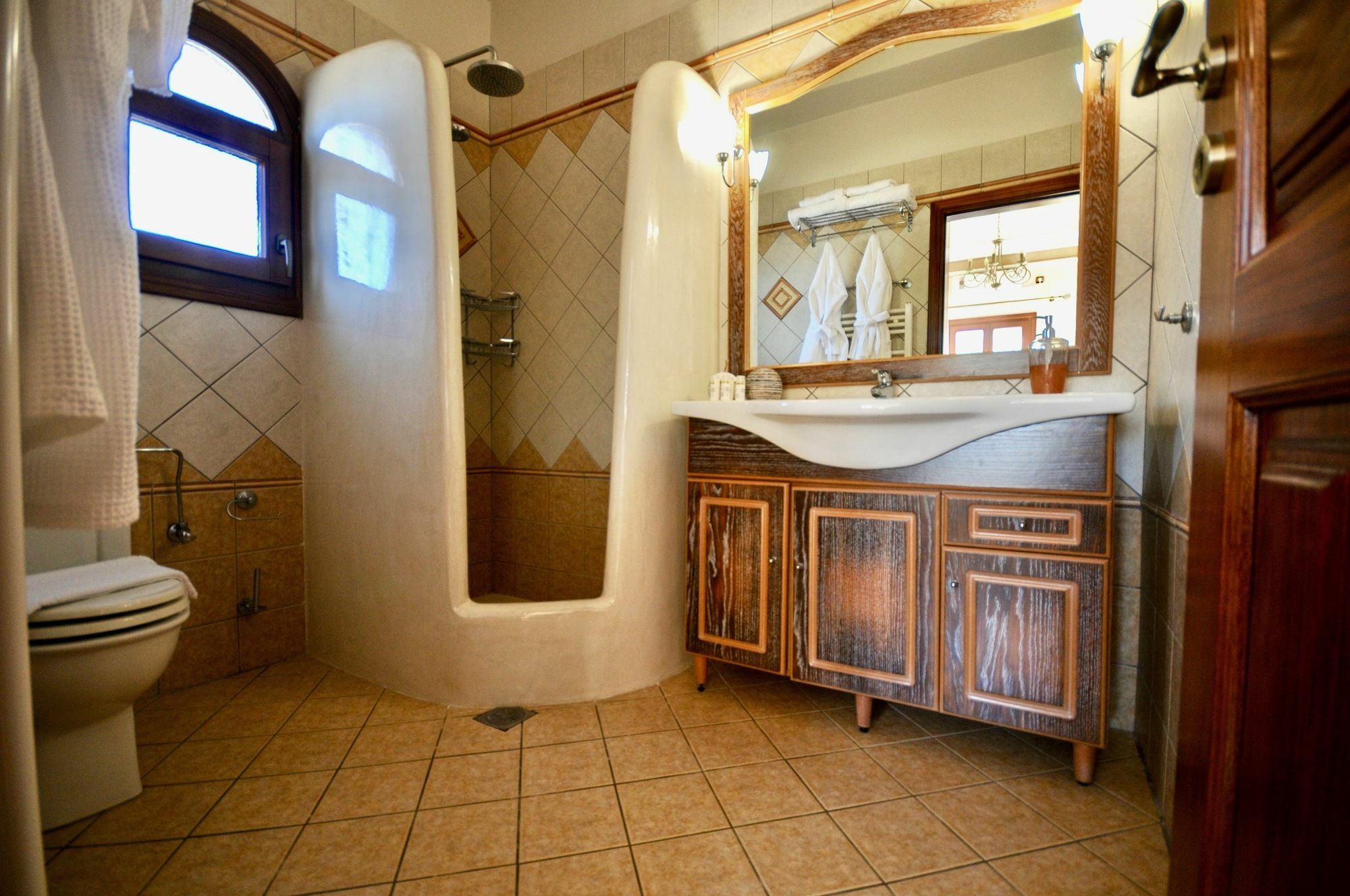 Vineyard Exclusive Suites Akrotírion エクステリア 写真