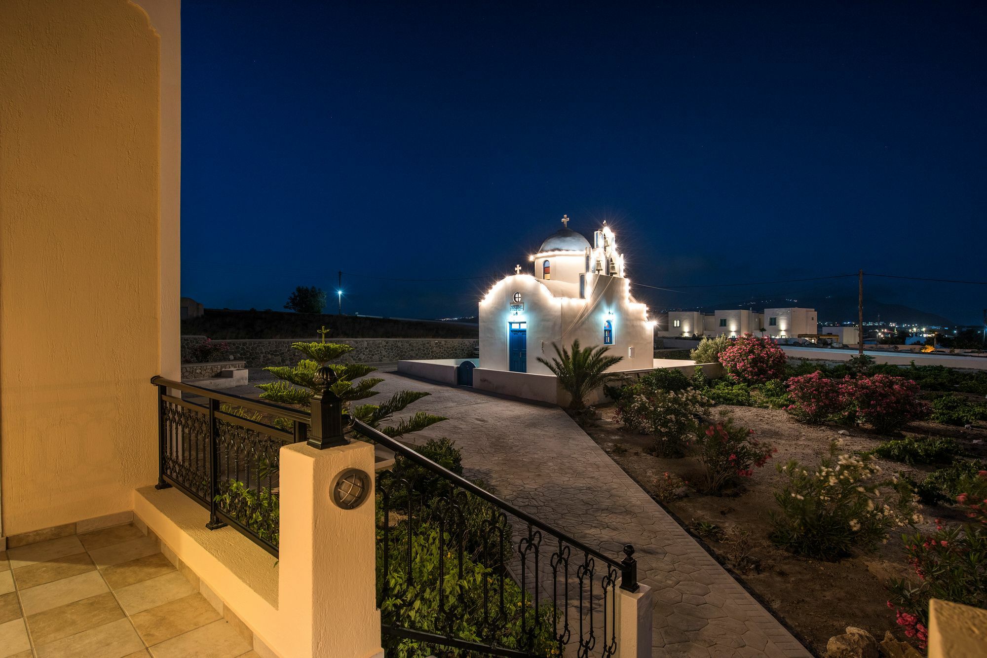Vineyard Exclusive Suites Akrotírion エクステリア 写真